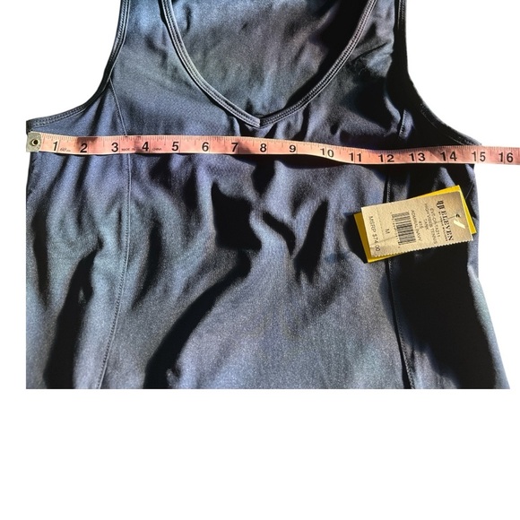 EleVen by Venus Williams High Vibes Tennis Tank – Admiral Navy – Size M & L - Picture 6 of 9